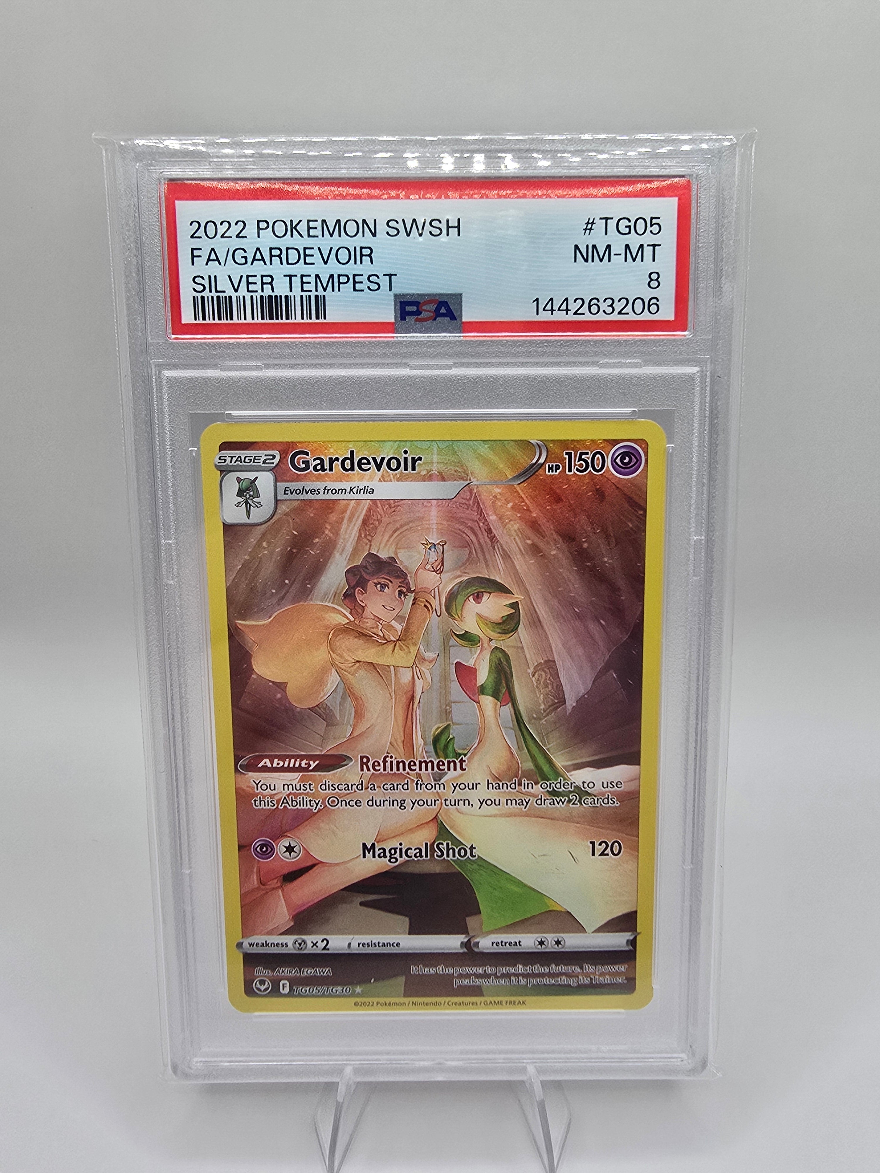 PSA 8 GARDEVOIR