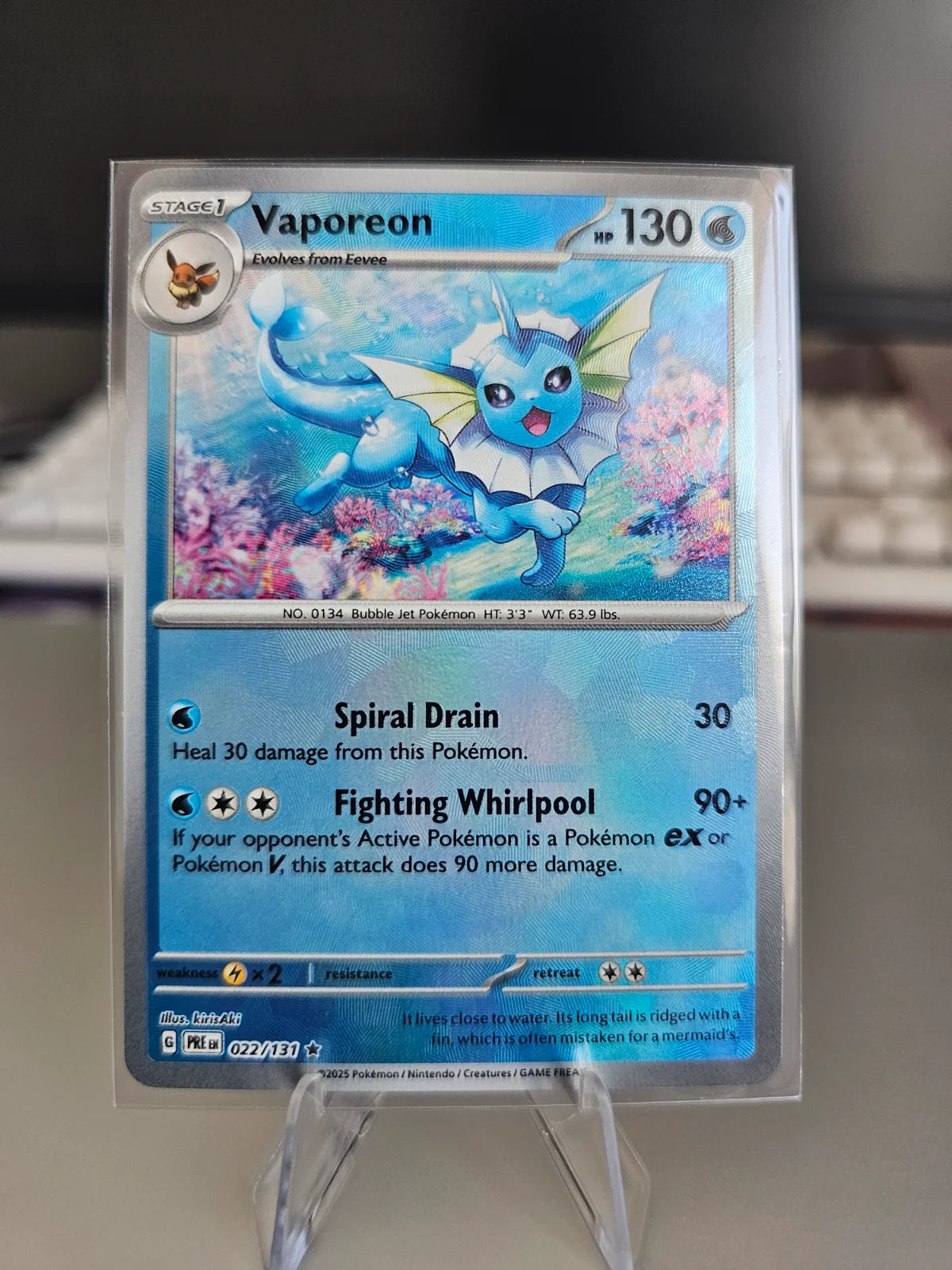 Vaporeon (Poke Ball Pattern) 022/131 (Prismatic Evolutions)