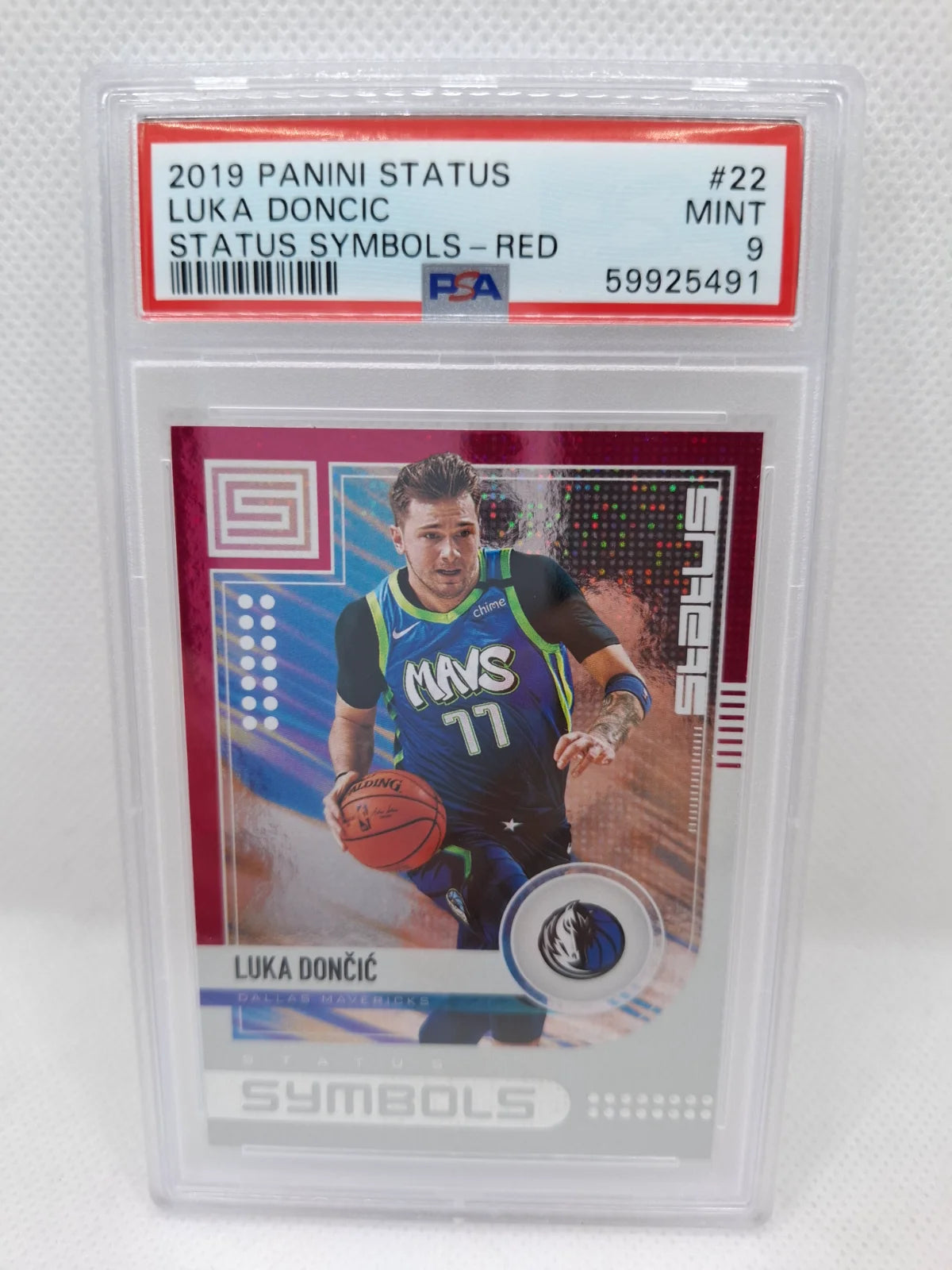 2019 Panini Status #22 Luka Doncic Status Symbols Red