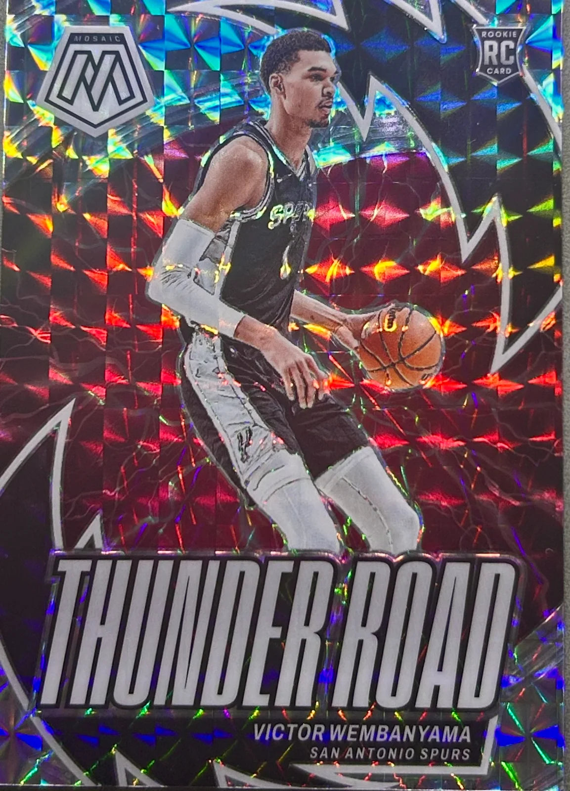 Victor Wembanyama 2023-24 Panini Mosaic Thunder Road Mosaic