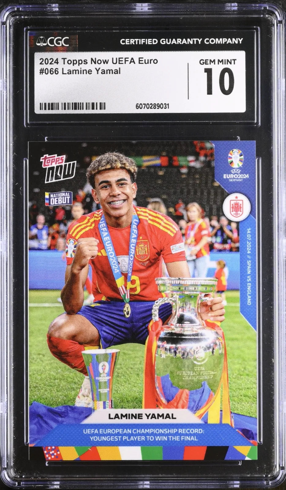 Lamine Yamal #066 Topps Now UEFA Euro 2024 CGC 10