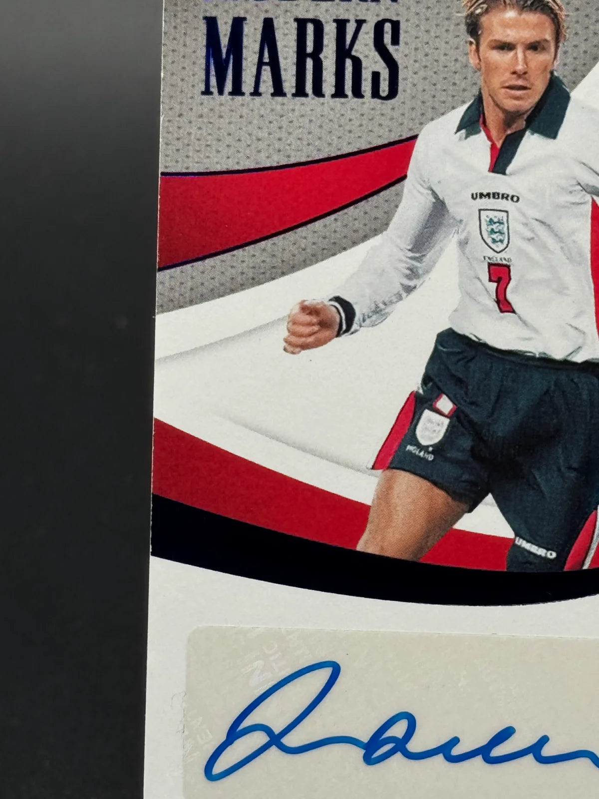 2021-22 Panini Immaculate David Beckham Modern Marks Auto 02/10 #MM-DBE England