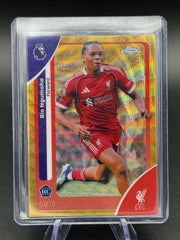 2025-26 Topps Chrome Premier League Rio Ngumoha Gold Wave RC 07/50 #112 Liverpool