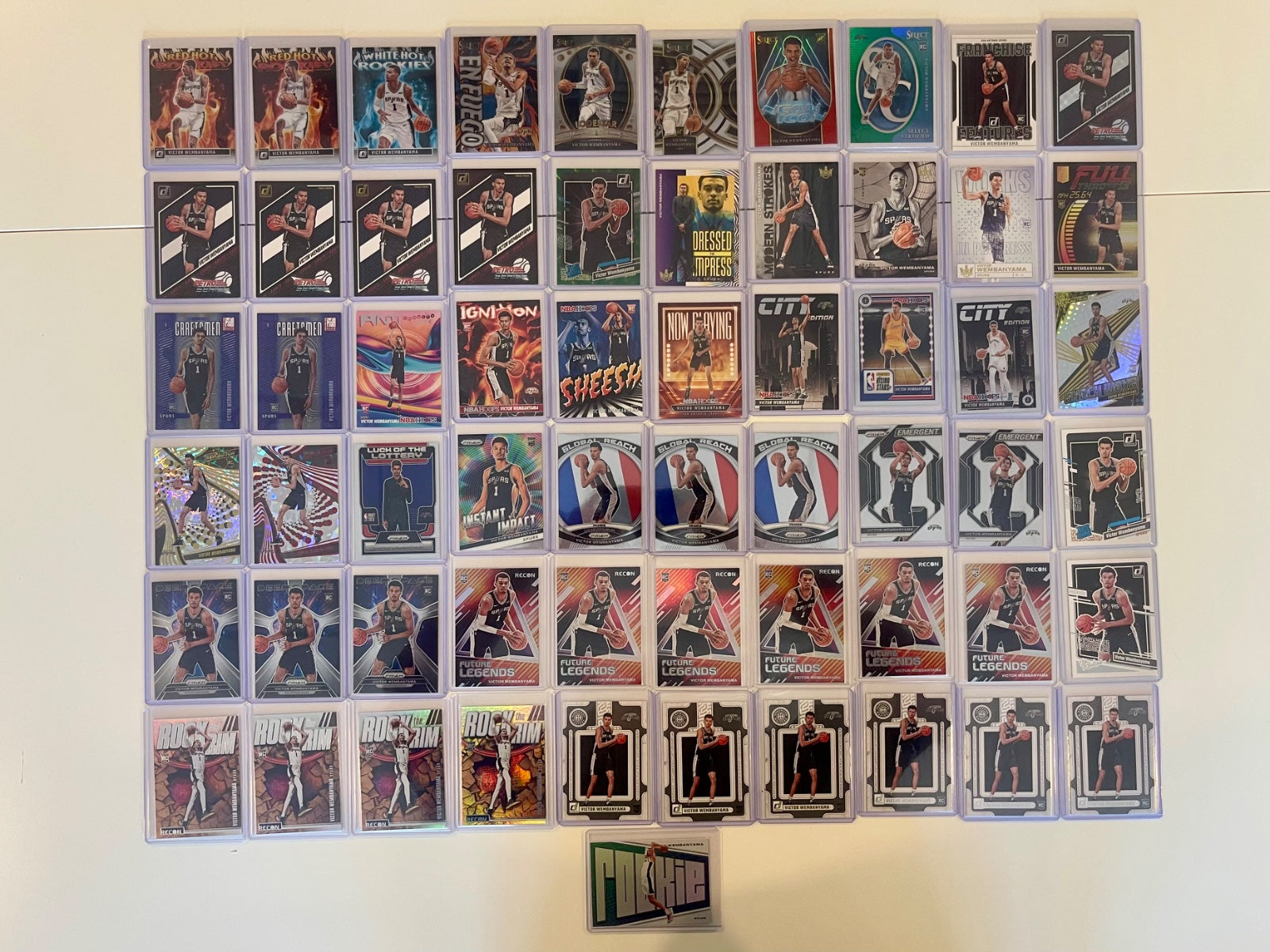 Victor Wembanyama Rookie Cards Lot ( 61 pcs )