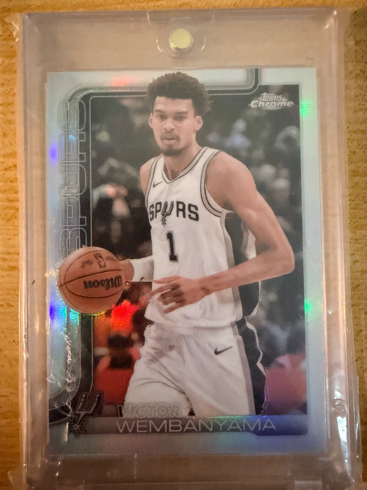 Victor Wembanyama #221 Silver Refractor RC