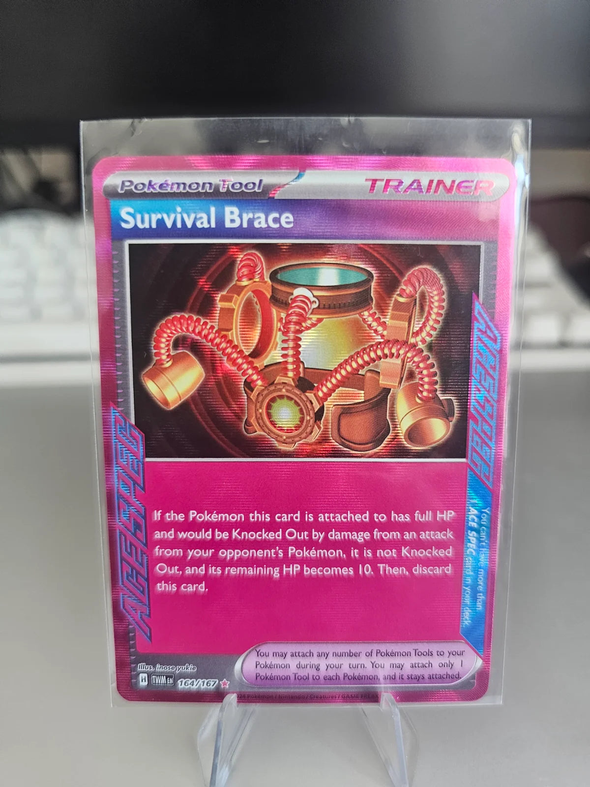 Survival Brace 164/167 (Twilight Masquerade)
