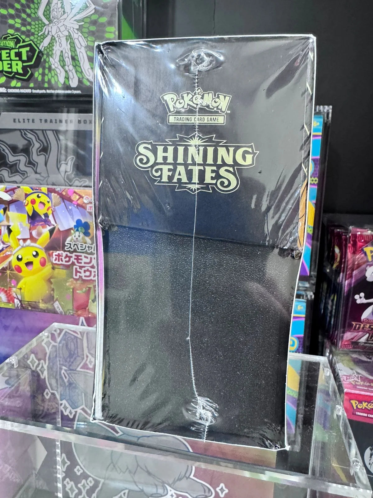 Shining Fates Elite Trainer Box (Minor Rip)