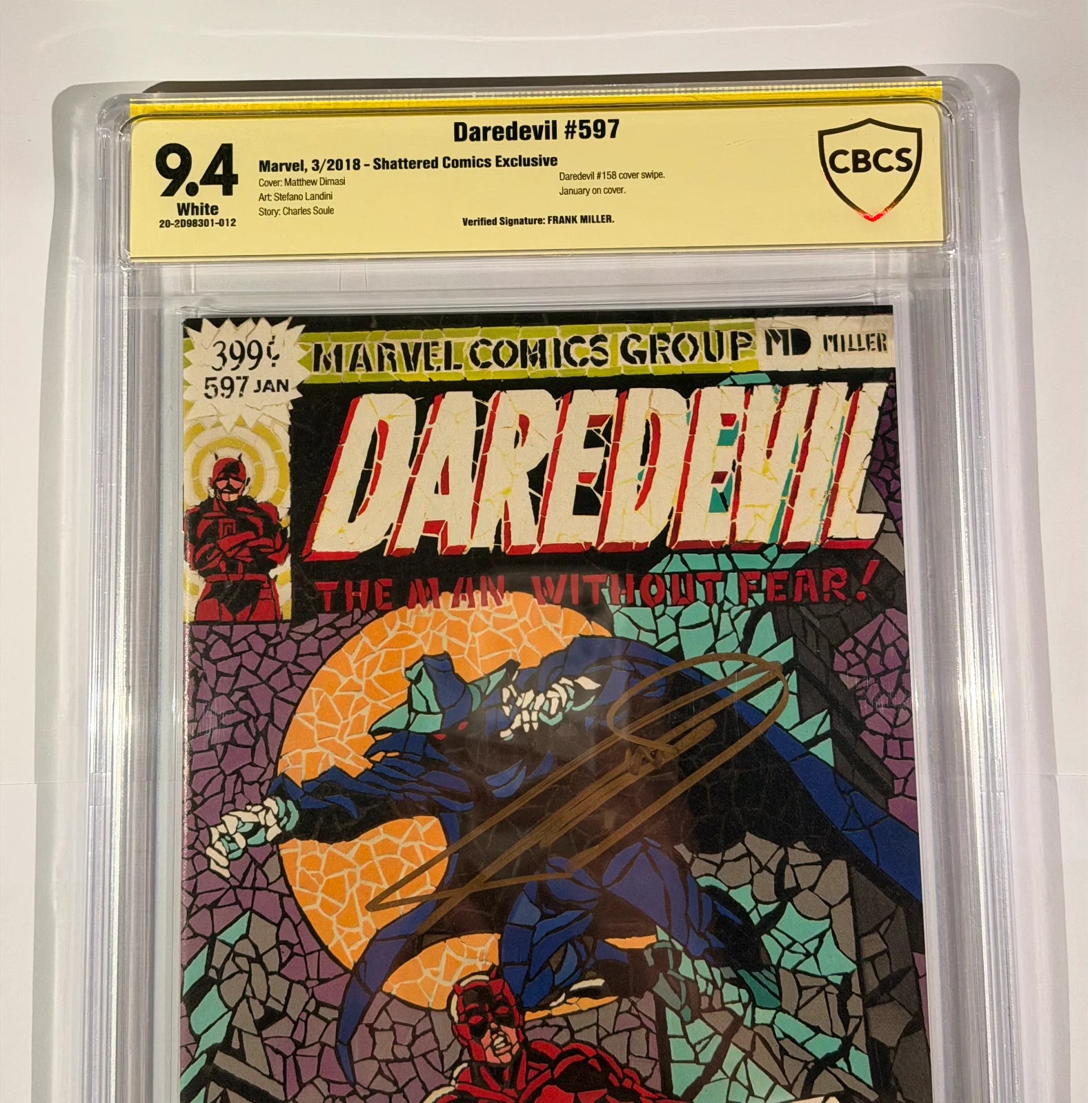 Daredevil #597 shattered comic exclusive graded and signed by Frank miller