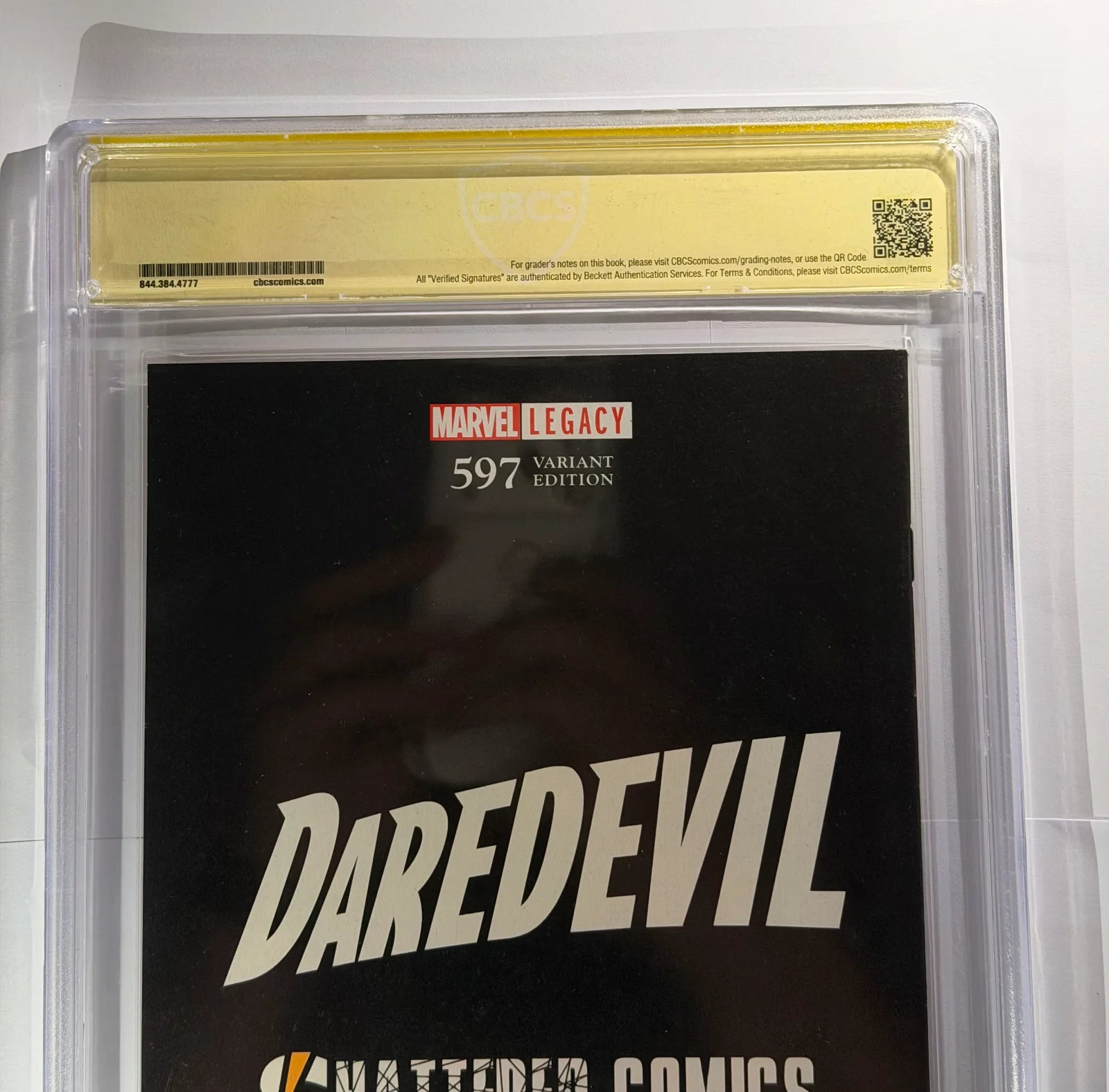 Daredevil #597 shattered comic exclusive graded and signed by Frank miller