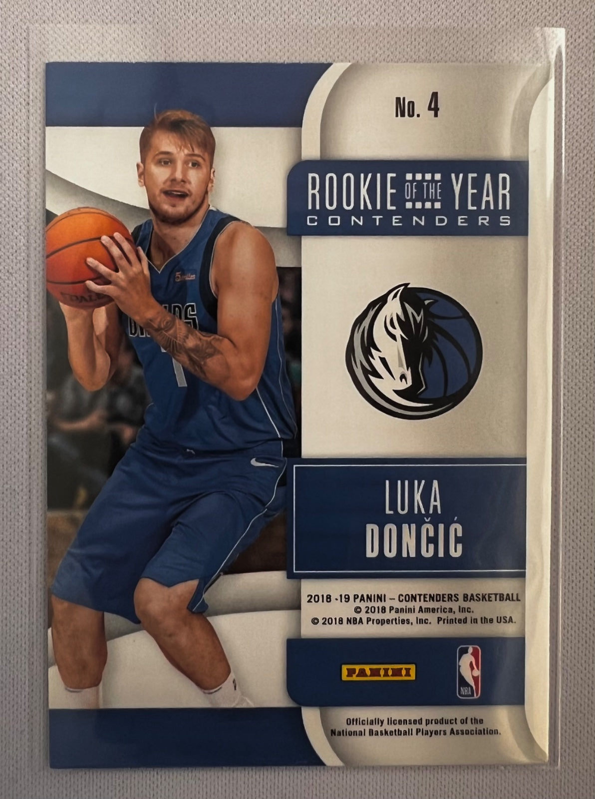2018-19 Contenders Luka Doncic #4 Rookie of the Year Sparkle Mavericks