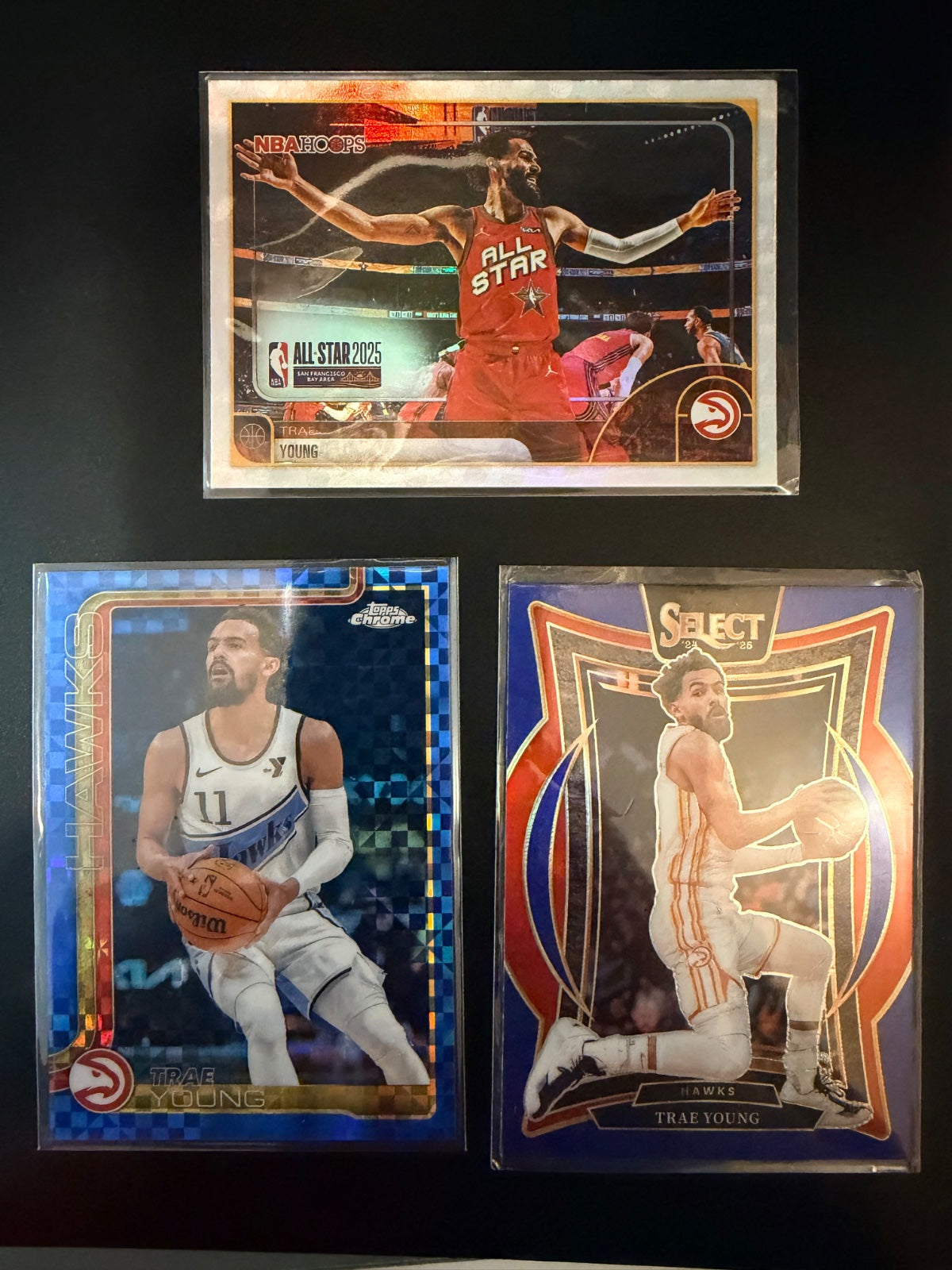 Trae Young lot with Blue Xfractor