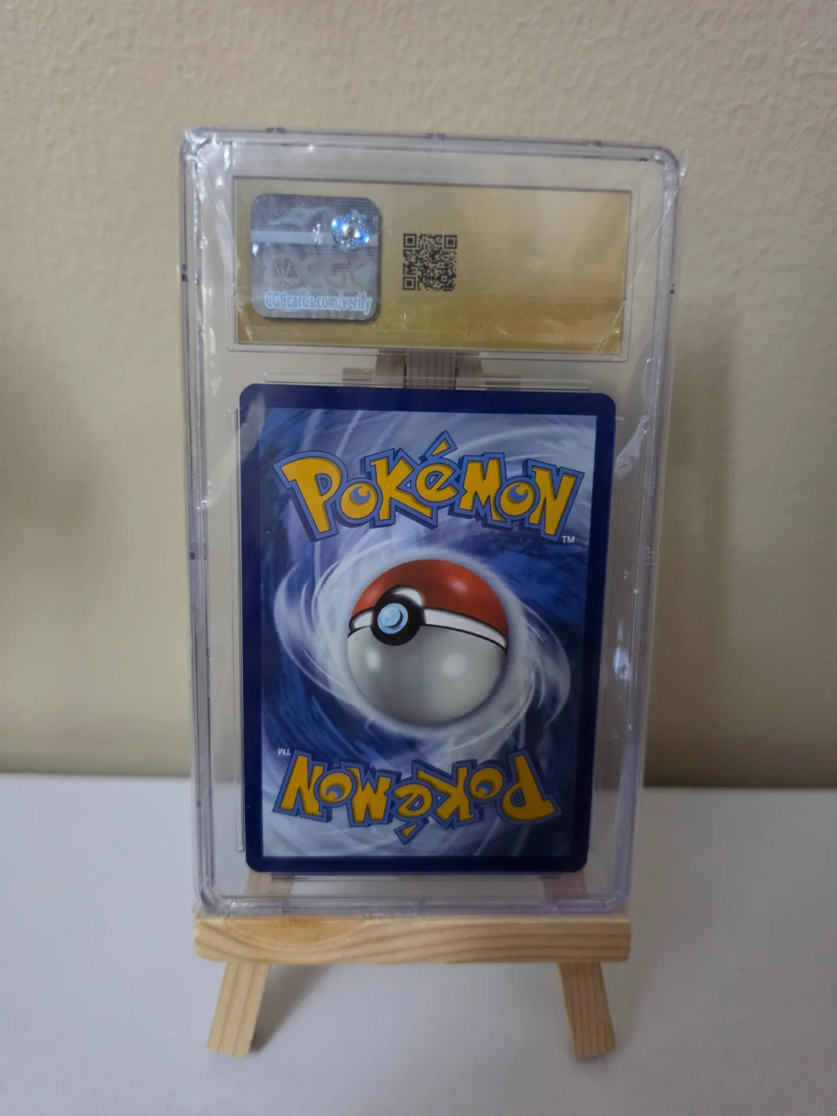Charmander 168/165 (SV: 151) — CGC 10 (Pristine)