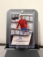 Gerard Piqué (Panini Noir Freeze Frame Auto /90)