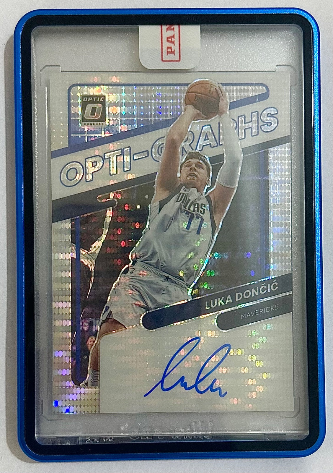 Luka Doncic Opti-Graphs Oncard Auto /10