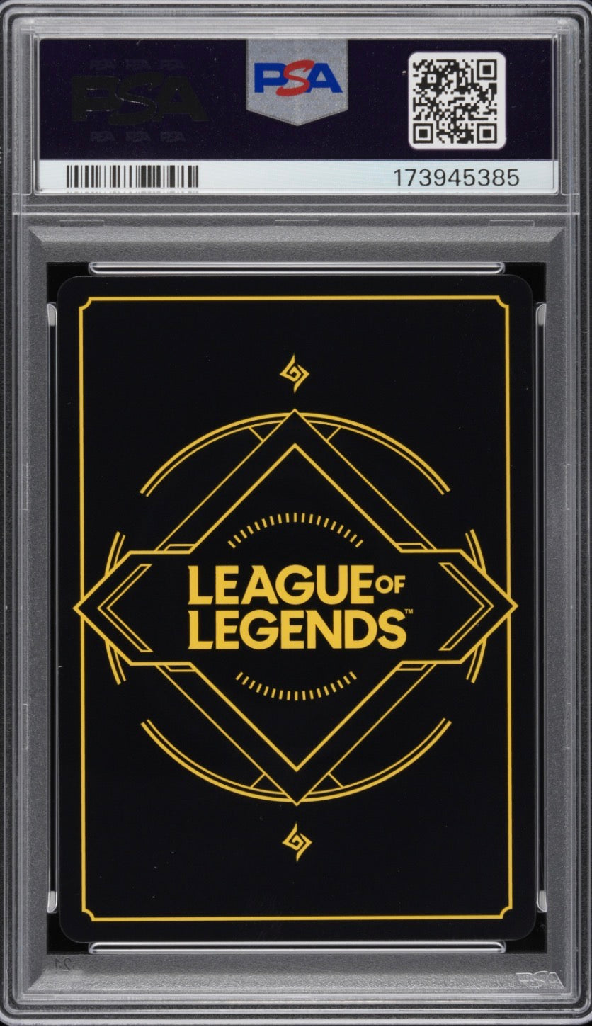 Jayce - Defender of Tomorrow (Signature) 194*/166 (Vendetta) – MYNTED