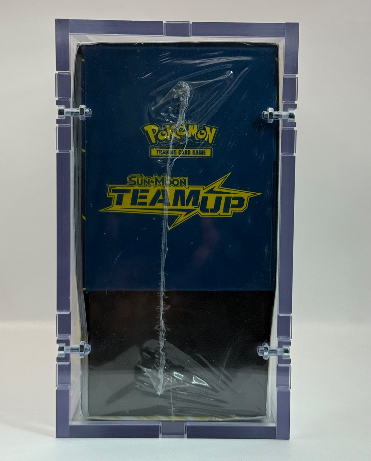 Team Up Elite Trainer Box · Elite Trainer Box (ETB) w/ high quality acrylic
