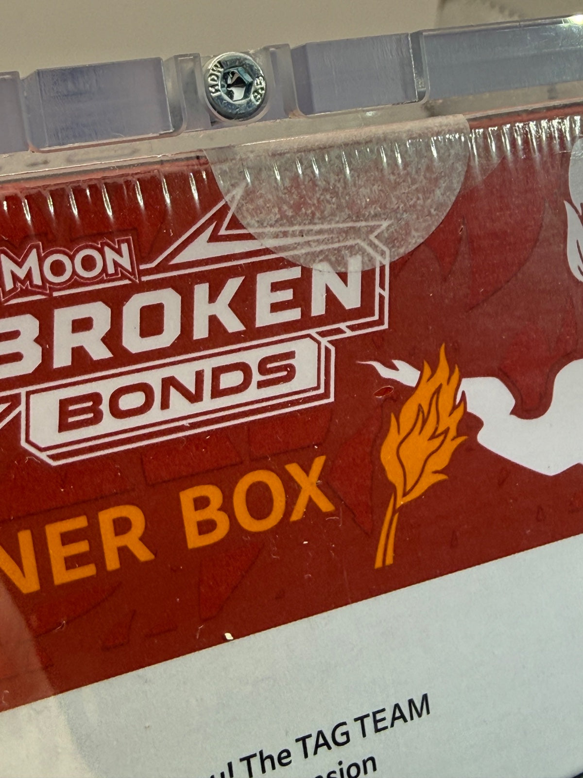 Unbroken Bonds Elite Trainer Box · Elite Trainer Box (ETB) w/ high quality acrylic