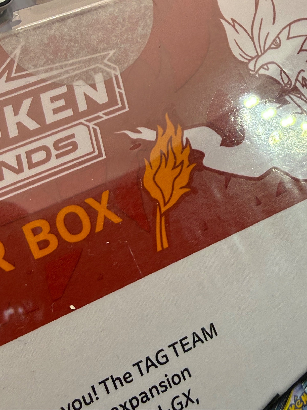 Unbroken Bonds Elite Trainer Box · Elite Trainer Box (ETB) w/ high quality acrylic