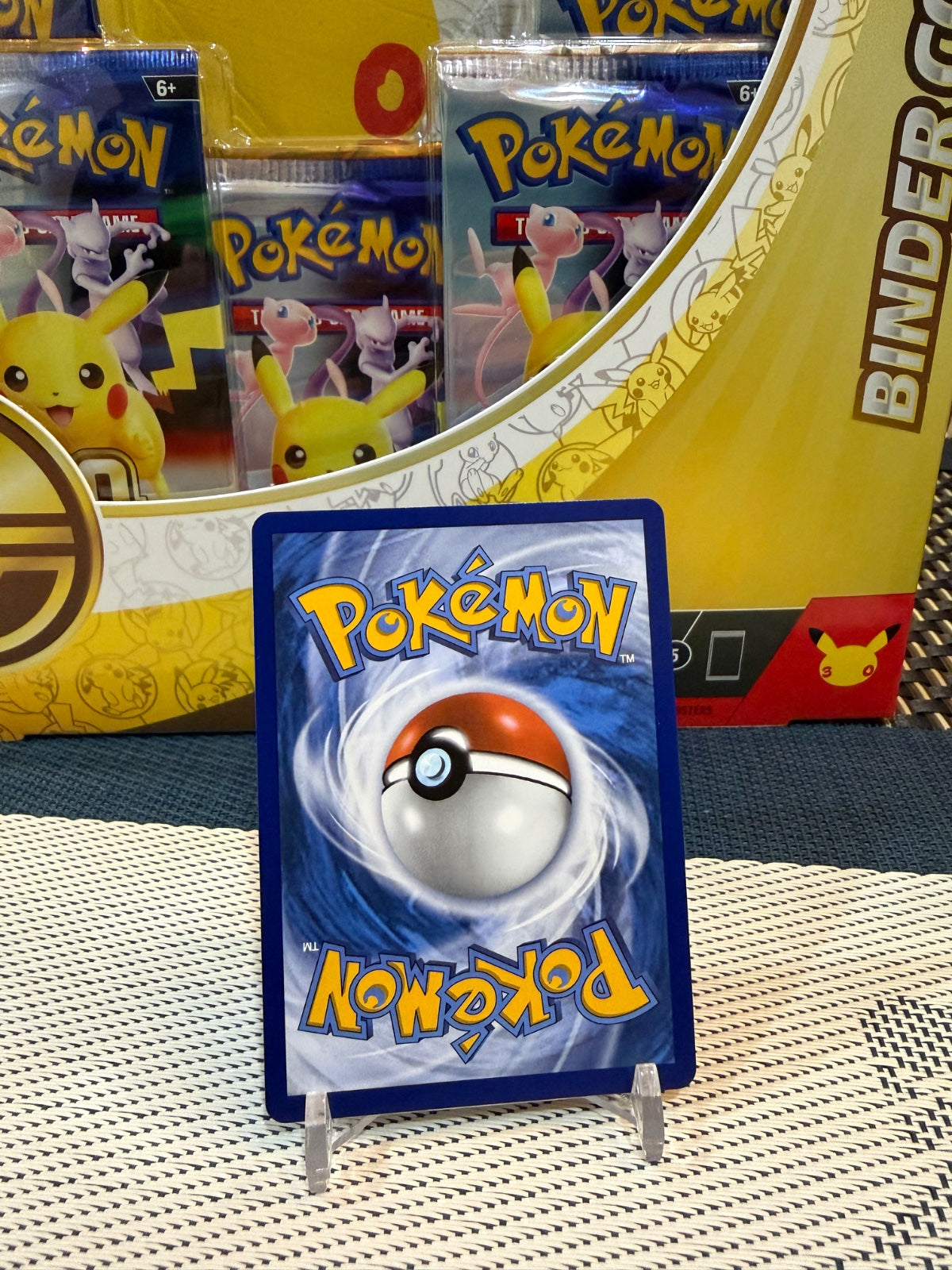 Hisuian Zorua 145/128 (30th Celebration)