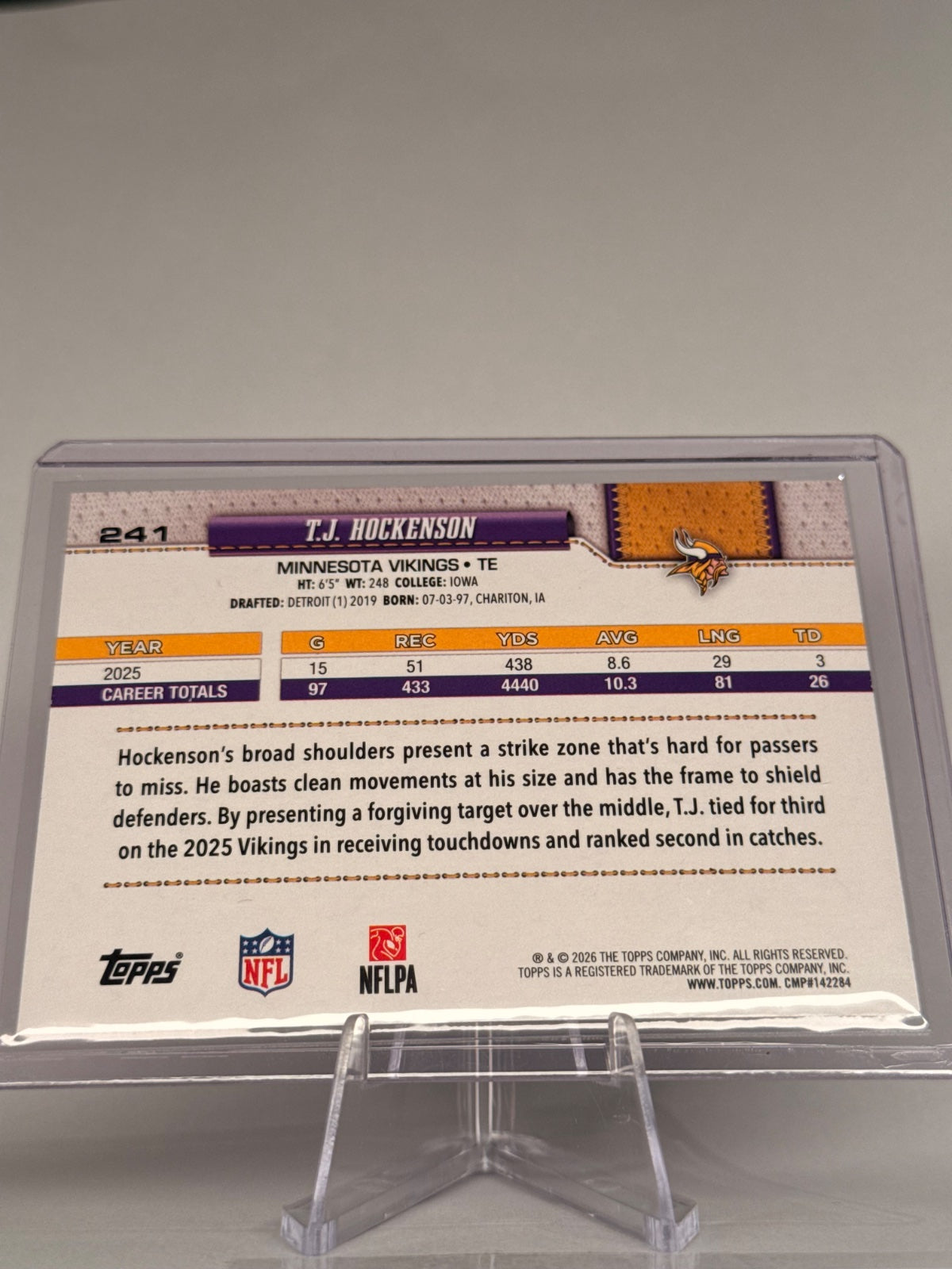 2026 Topps T.J. Hockenson #241 Diamante Foil – Minnesota Vikings
