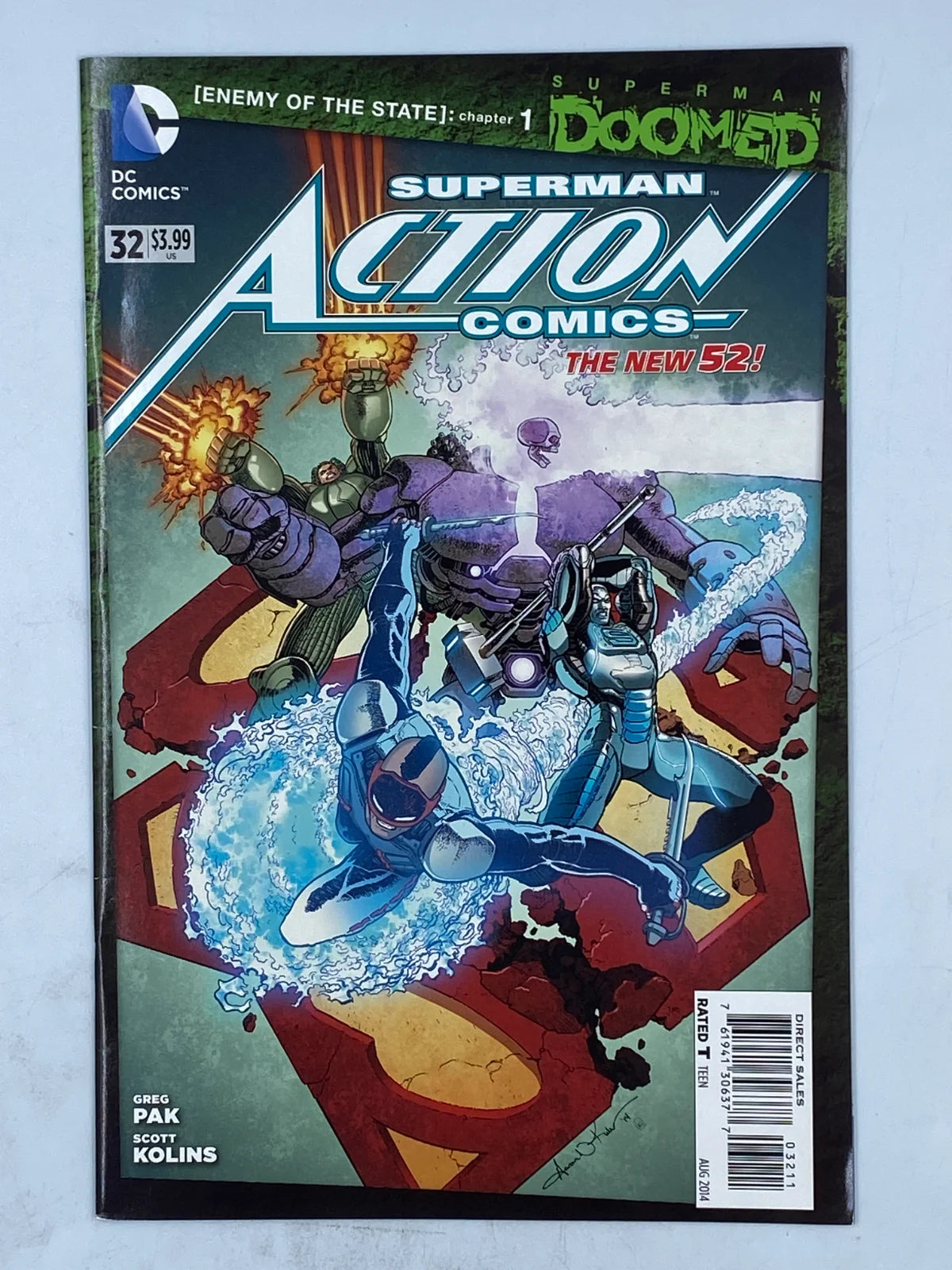 Action Comics (2011) #32 from DC Comics' The New 52, part of the "Superman: Doomed" storyline.( S\N 398 )