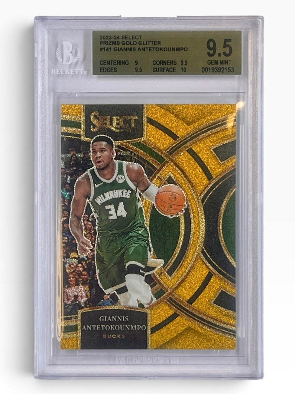 2023-24 Panini Select Giannis Antetokounmpo Gold Gillter BGS 9.5