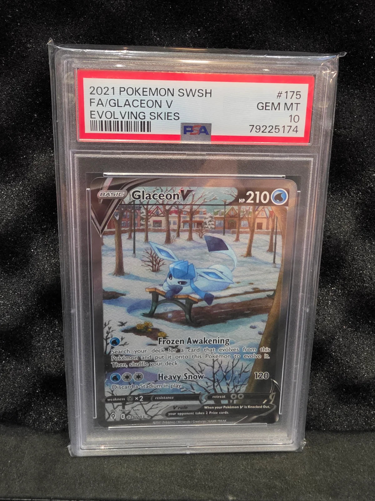 Glaceon V (Alternate Art Full) 175/203 (Evolving Skies) — PSA 10