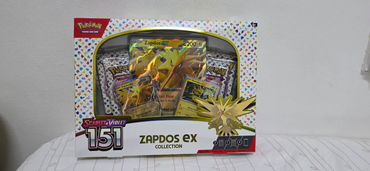 151: Zapdos ex Collection · Collection Box