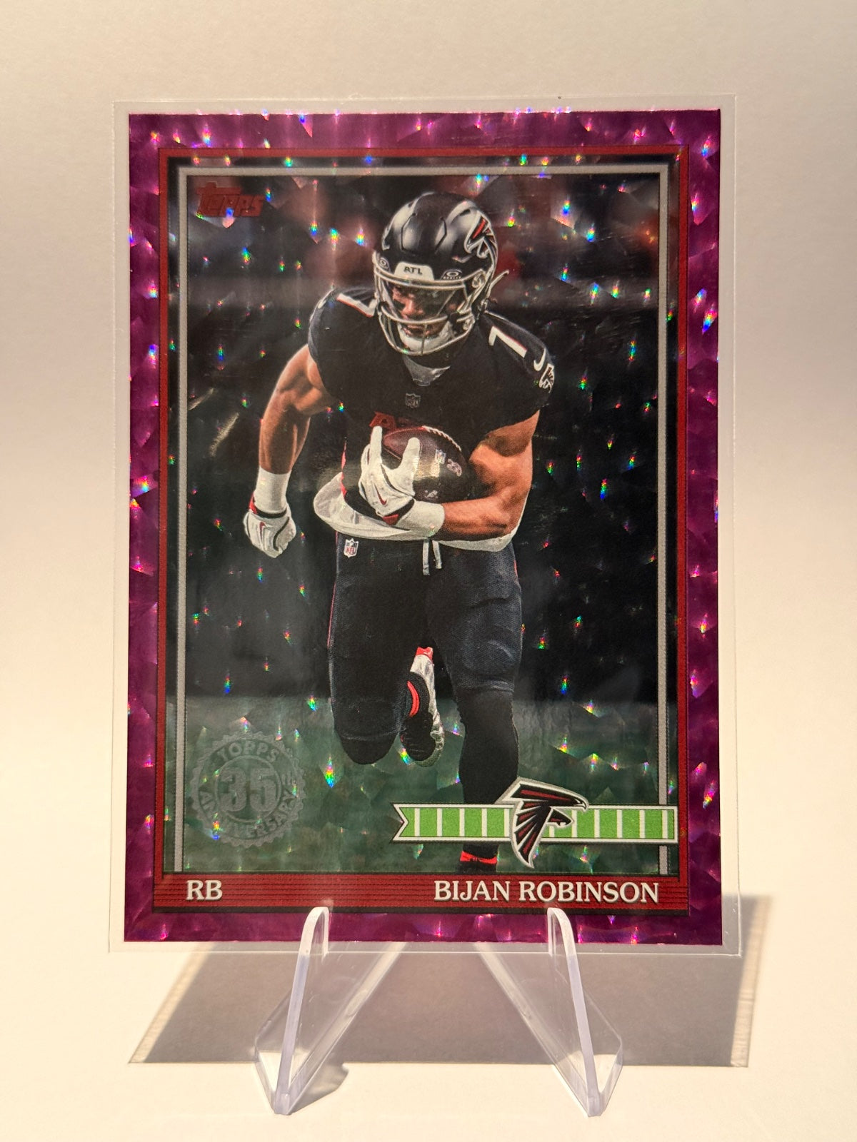 2026 Topps Bijan Robinson #91TF-6 – Pink/Purple Crackle Foil – Atlanta Falcons