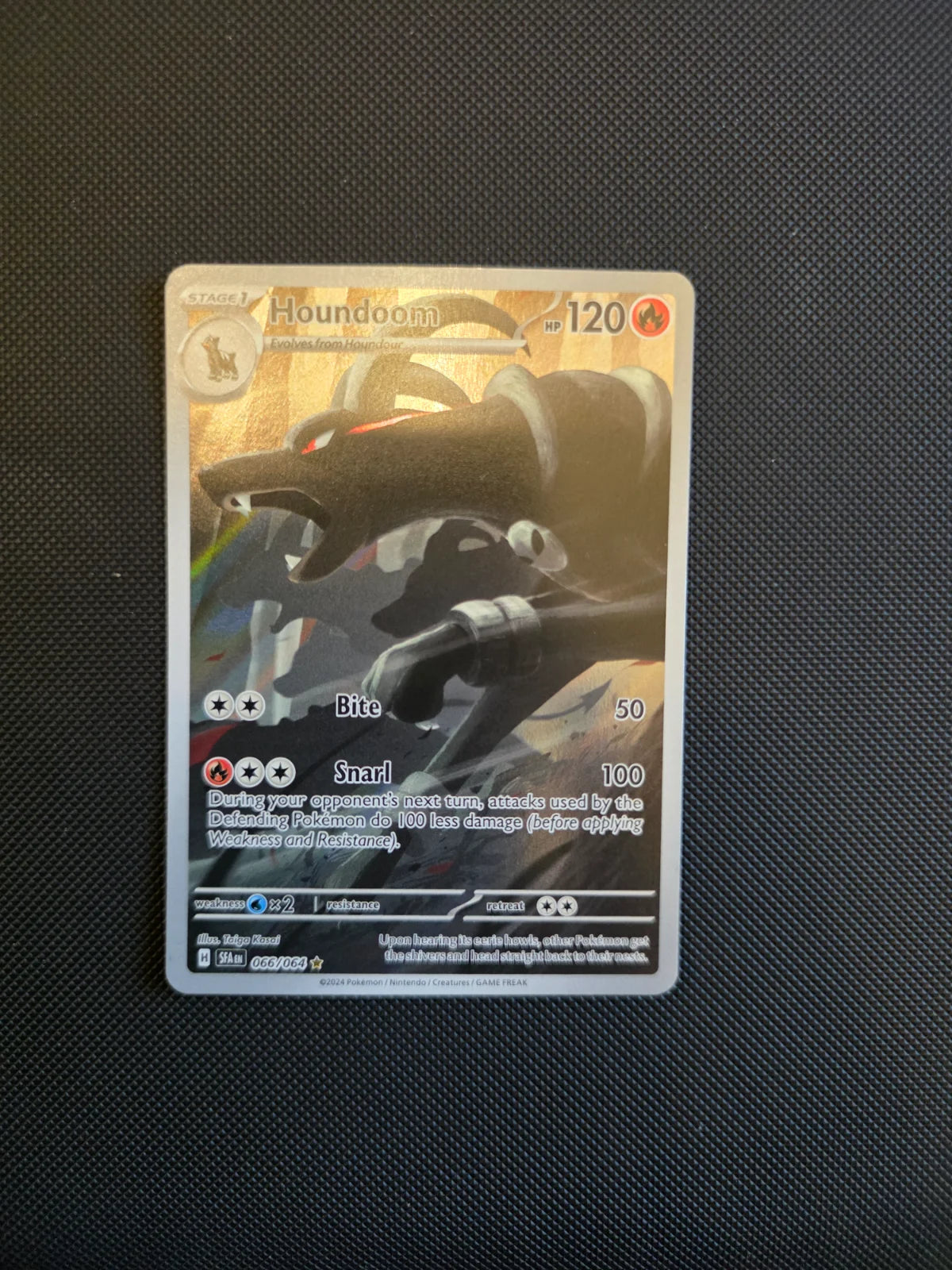 Houndoom 066/064 (Shrouded Fable)