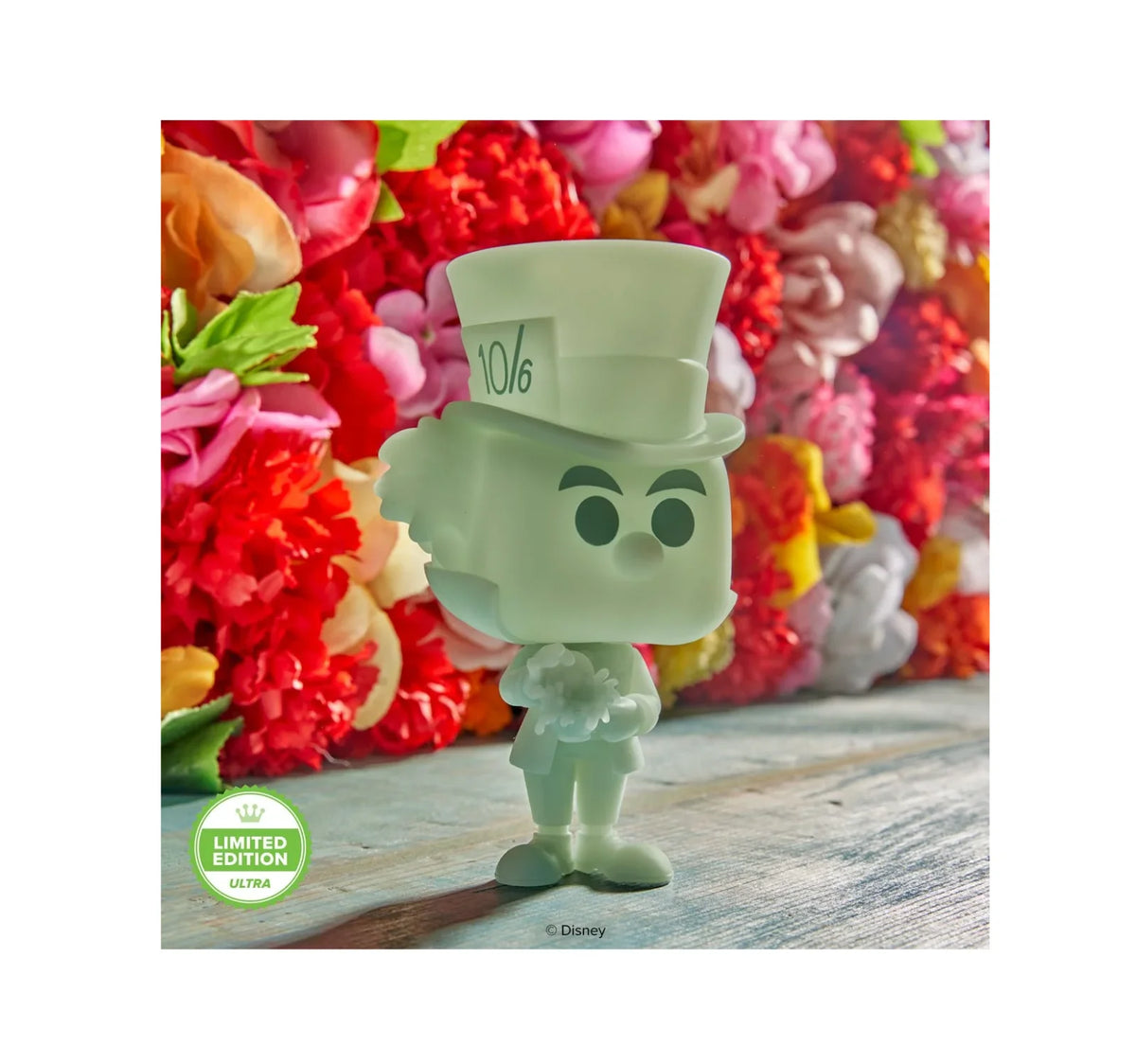 Funkp POP! LE 5000 Pieces Ultra Alice in Wonderland - Mad Hatter (Glow) #1060 Limited Edition Exclusive