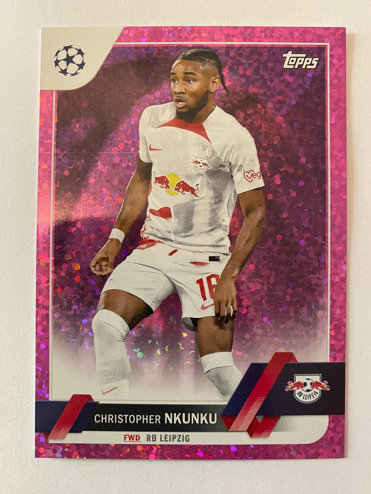 2022-23 Topps UEFA Club Competitions - Pink Sparkle Foil #18 Christopher Nkunku