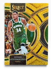 2023-24 Panini Select Giannis Antetokounmpo Prizms Gold Glitter SSP