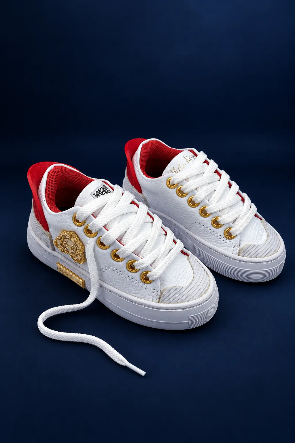 Burgiiir ! ( Abdu Roziknft ) Collectable Shoes White and Red