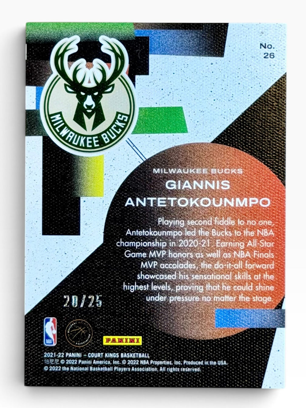 2021-22 Panini Court Kings Giannis Antetokounmpo Sapphire /25
