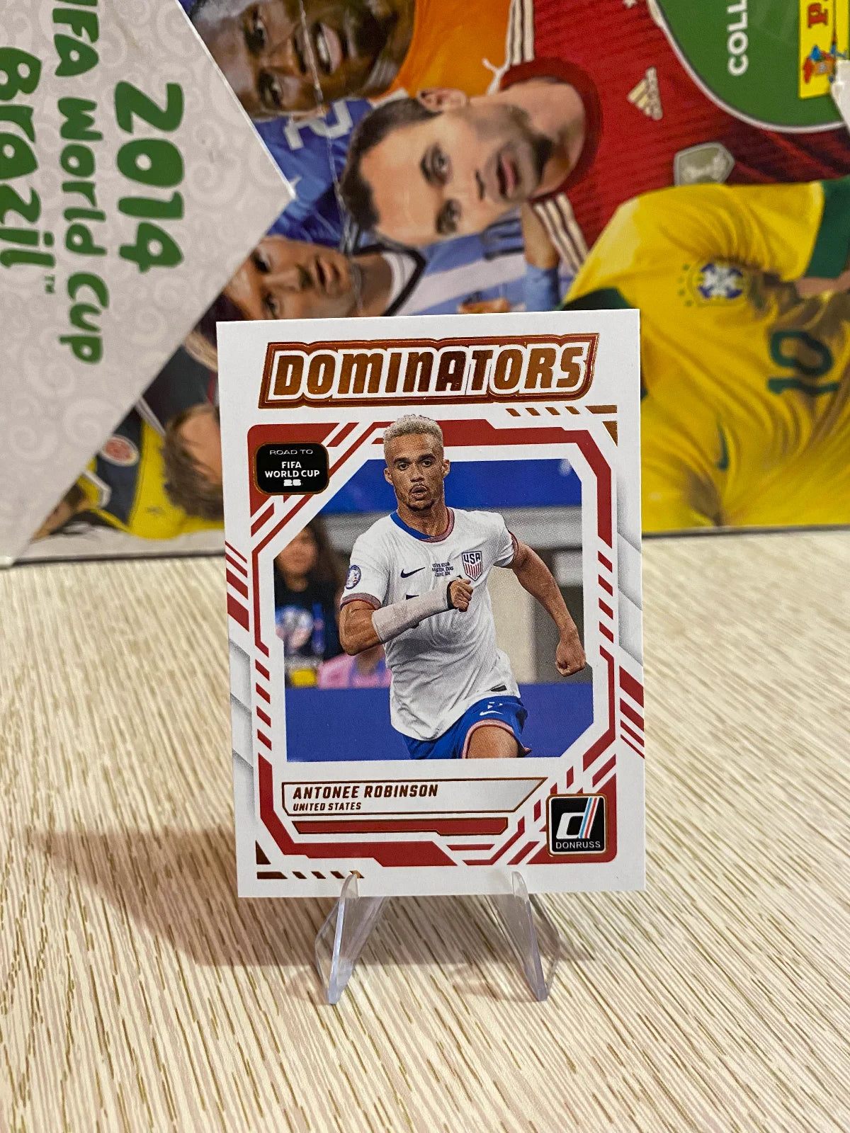 2025-26 Donruss Road to FIFA World Cup - Dominators #18 Antonee Robinson