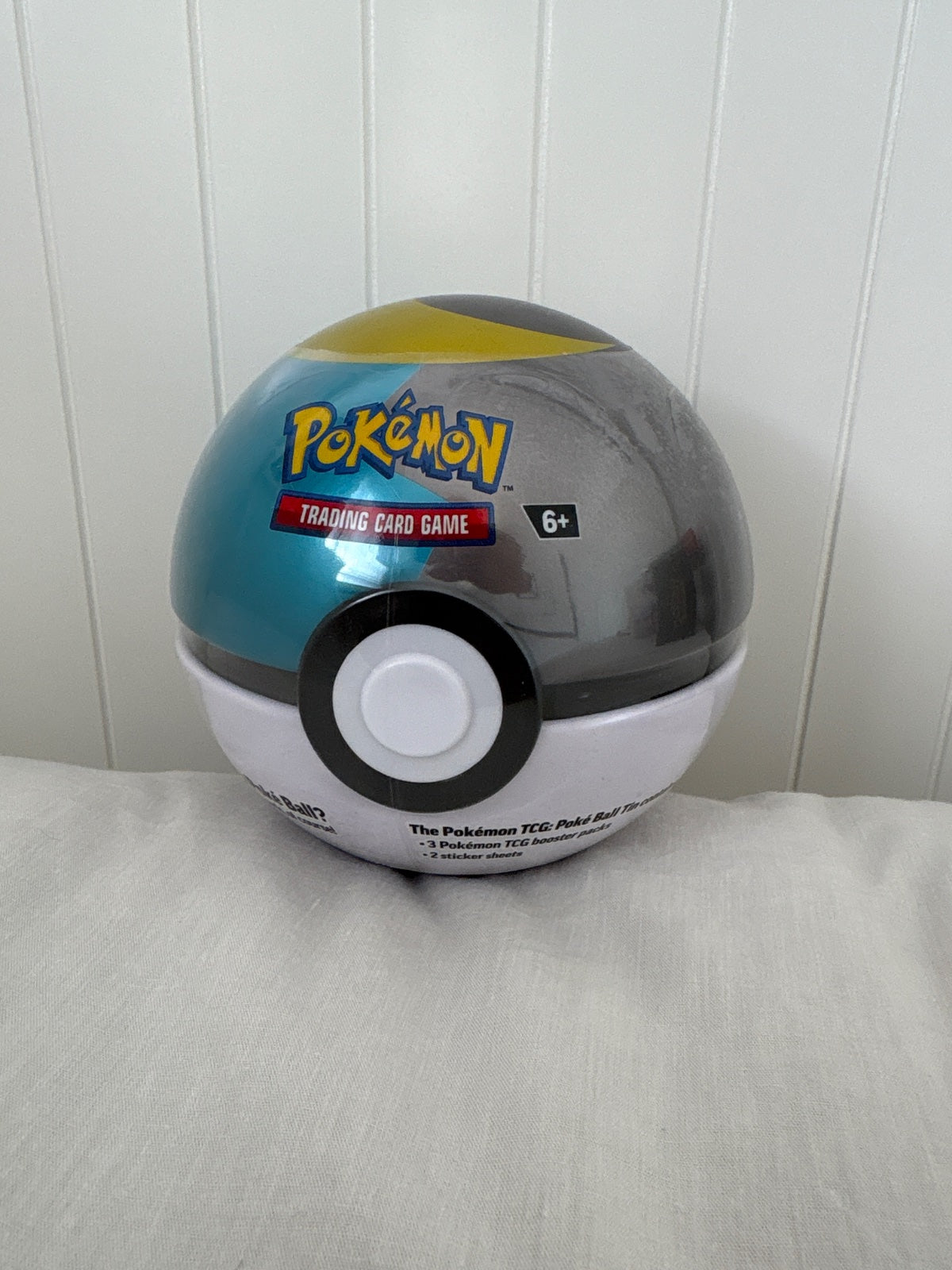 Pokeball Tin