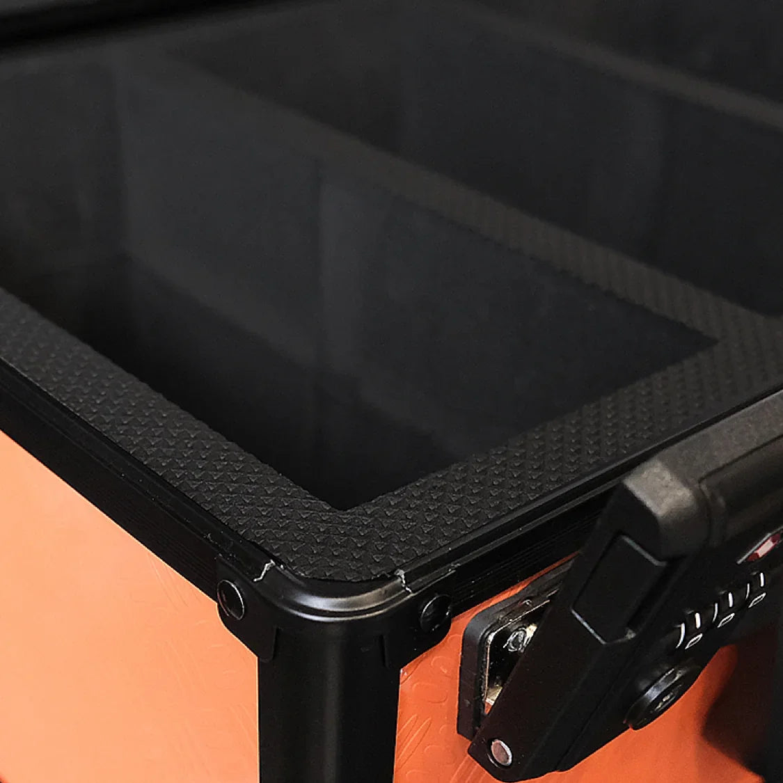 CARDDICTIVE - Slab Case Triple Row