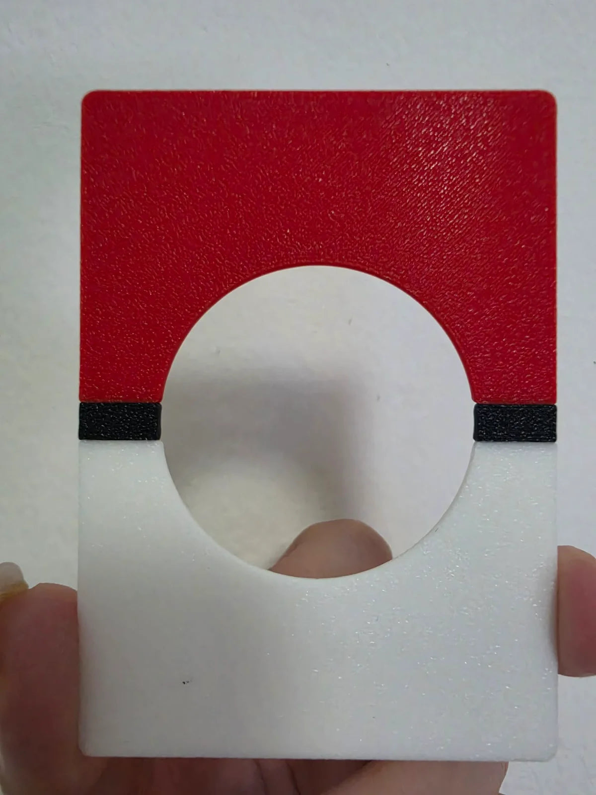 3D-Printed Pokémon Coin Holder for binder – Poké Ball Design