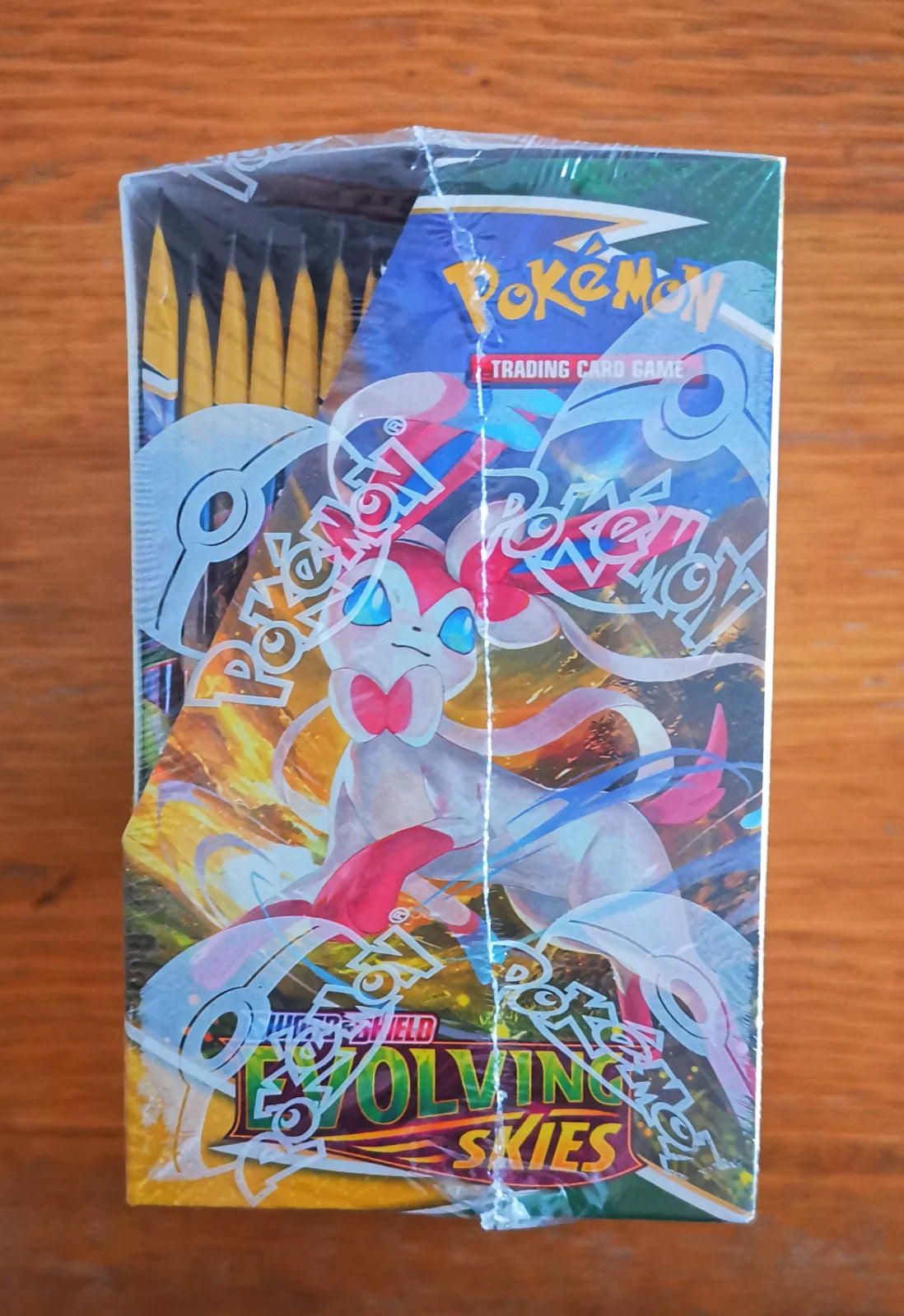 Evolving Skies Booster Box