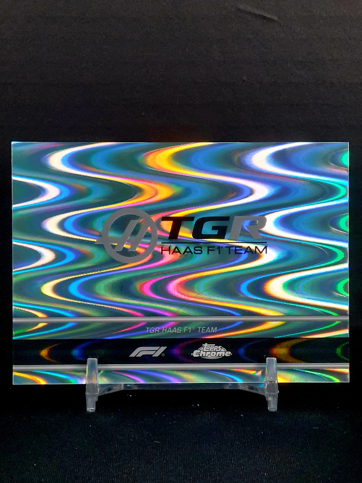 HAAS TEAM LOGO #186 - 2026 Topps Chrome F1, Team Logo Raywave Refractor