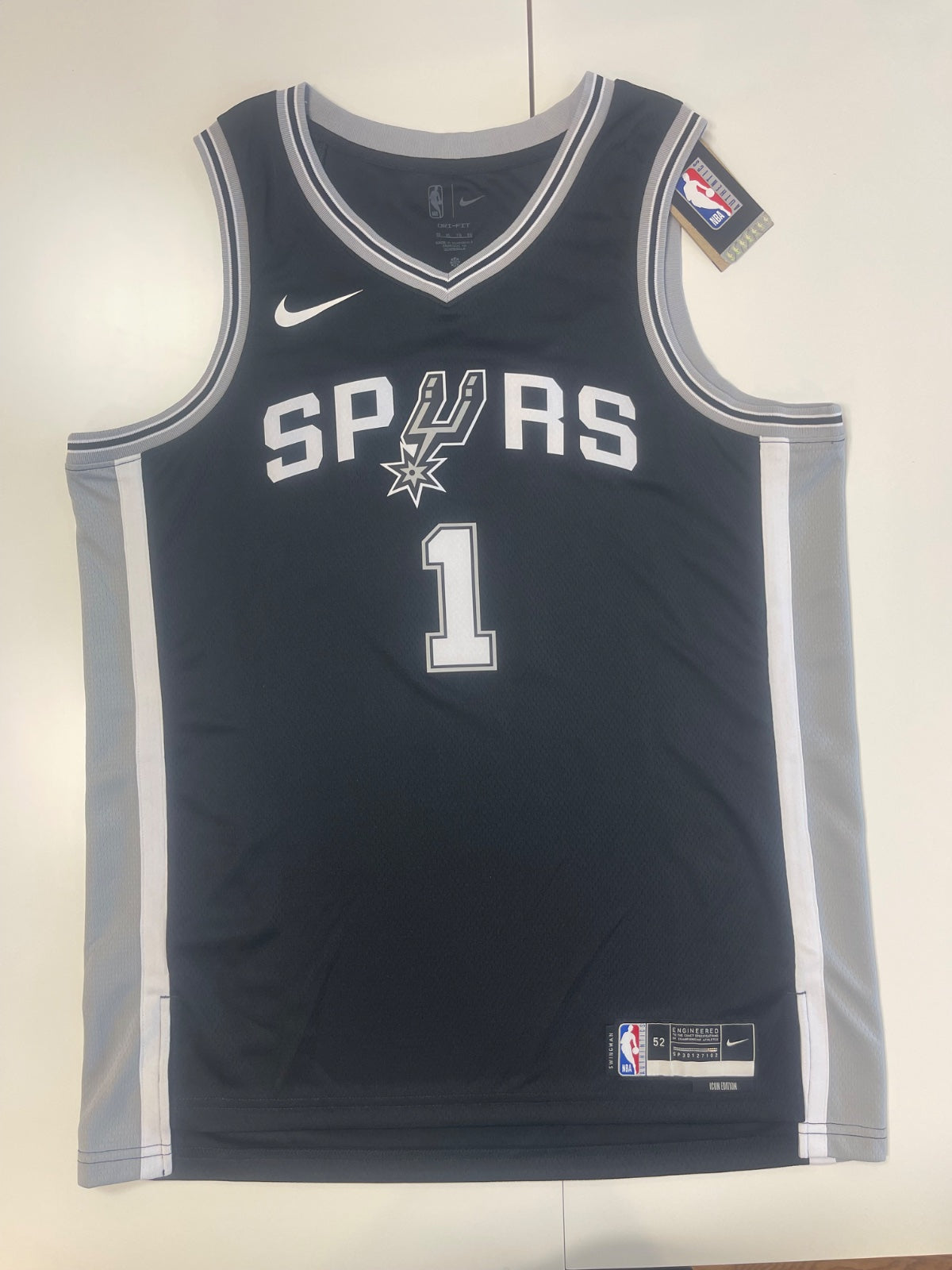Nike Swingman Icon Edition Victor Wembanyama Signed Jersey