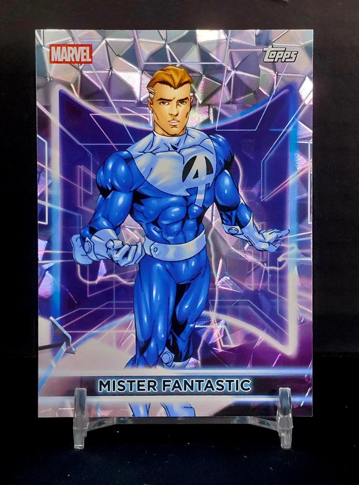 MISTER FANTASTIC #32 - 2026 Topps Marvel Neon, Diamante Foil