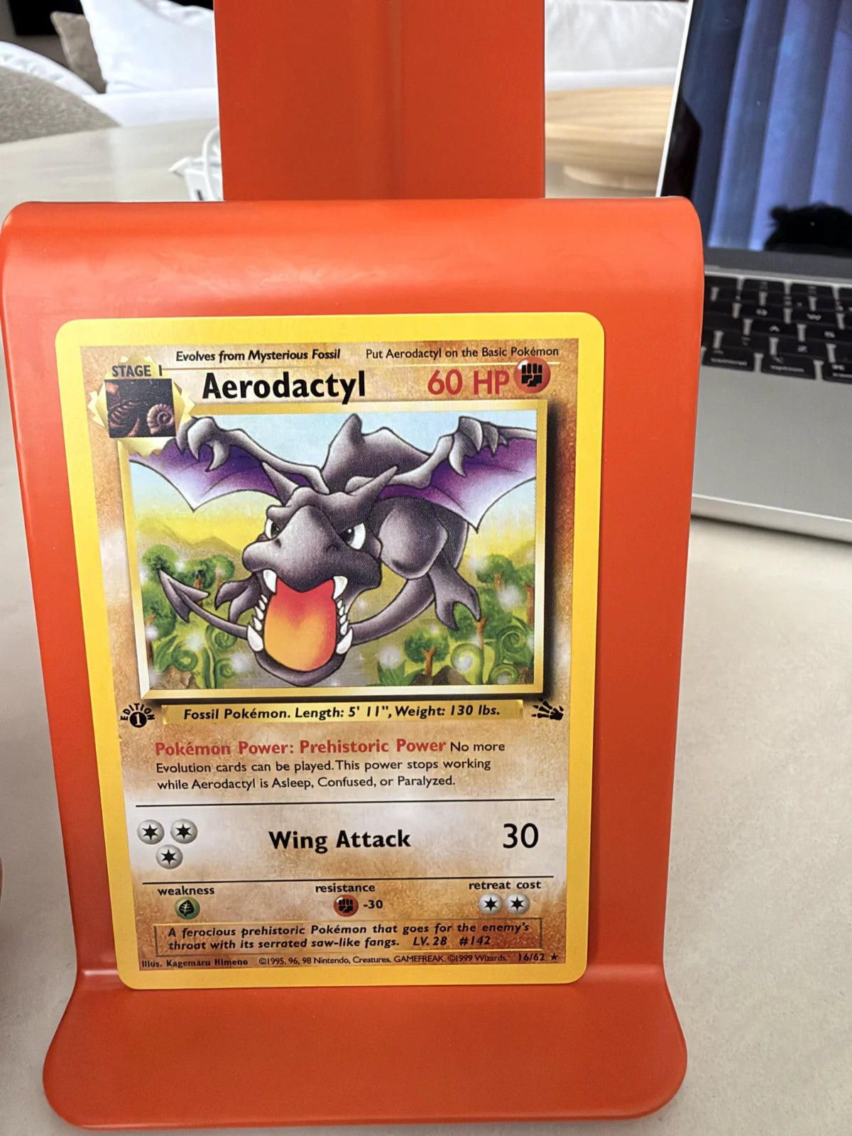 Aerodactyl 16 · Fossil - 1st Edition Vintage