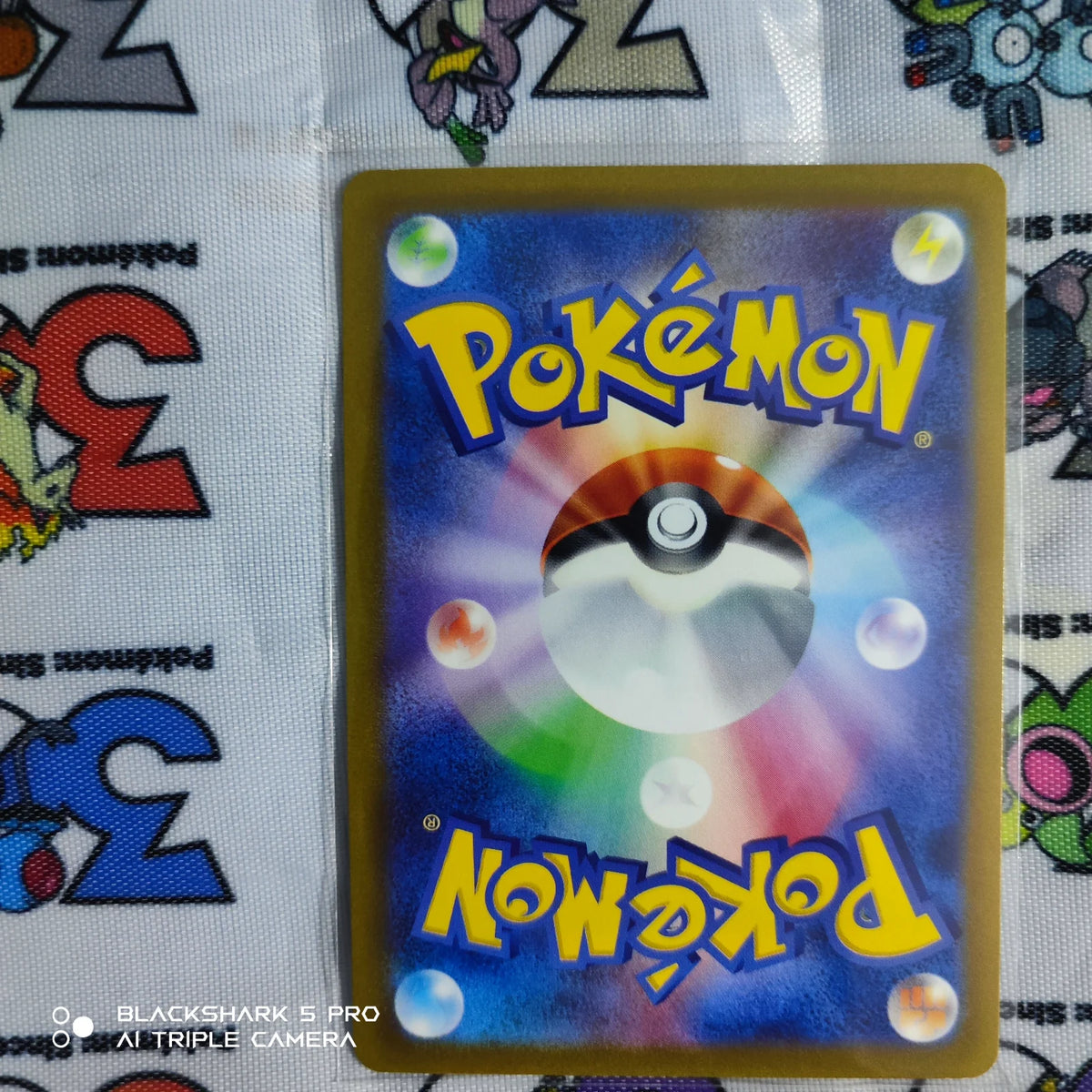 Mew 011/028 · Normal (SV: Premium Trainer Box ex)