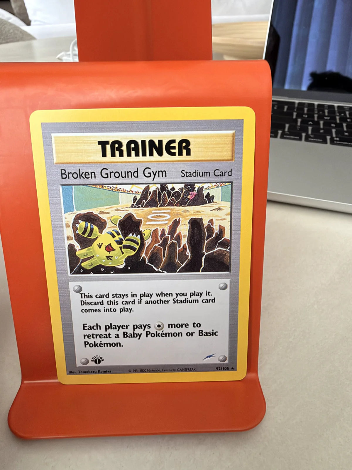 Broken Ground Gym 92 · Neo Destiny - 1st Edition Vintage