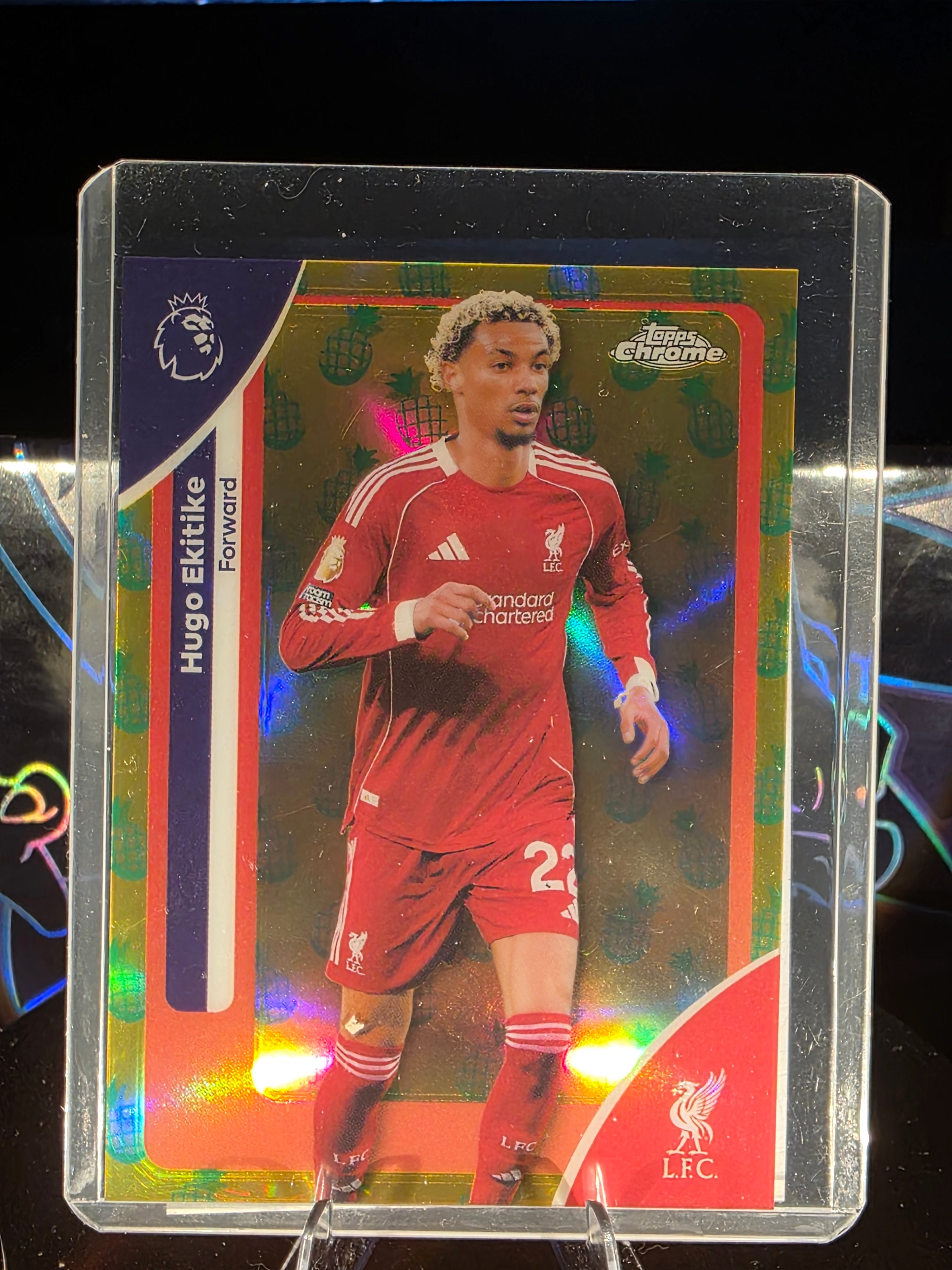 Hugo Ekitike Pineapple Blast Parallel Topps Chrome 25/26 Liverpool