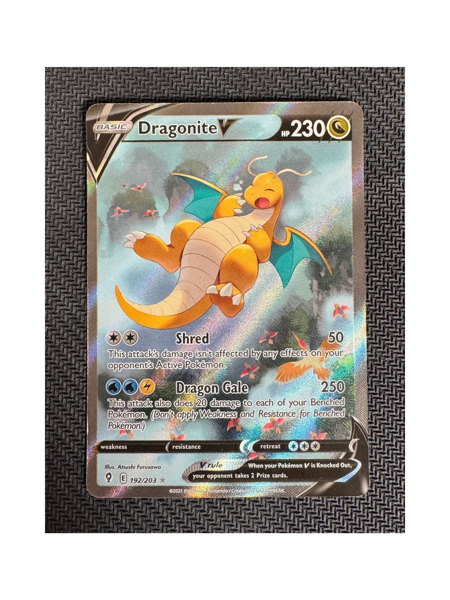 Dragonite V #192 Evolving Skies