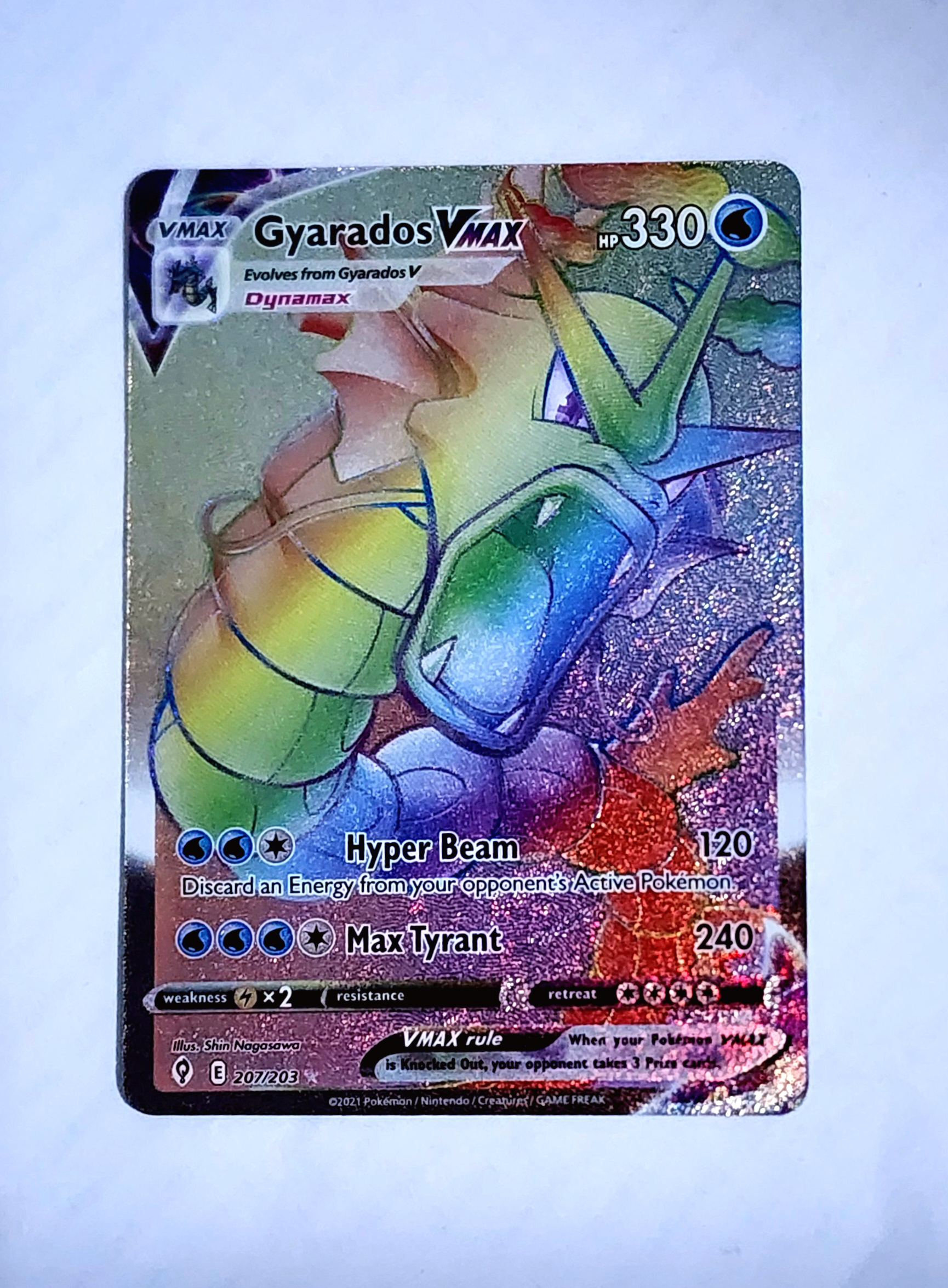 Gyarados VMAX - 207/203 / Secret Rare