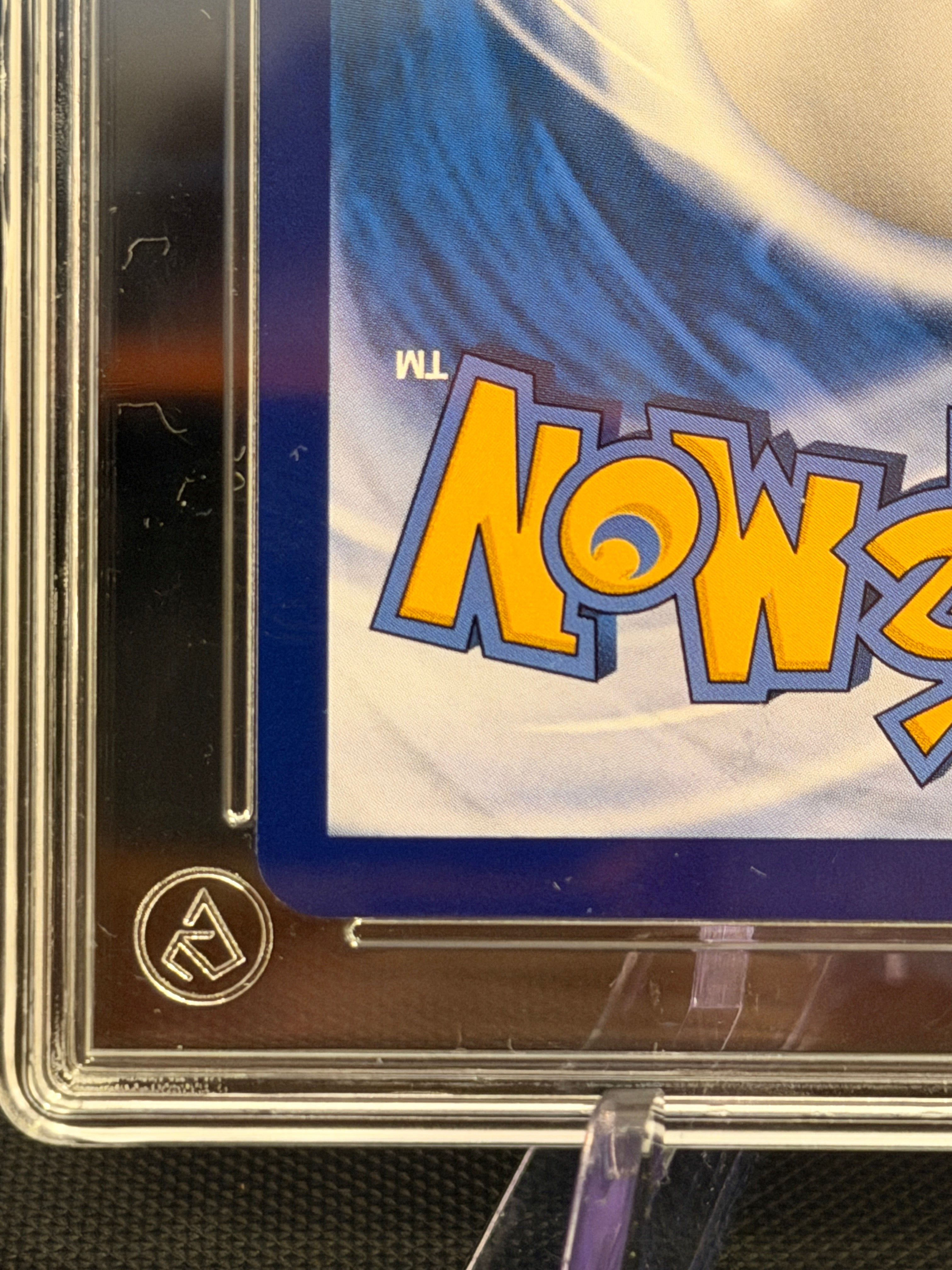 Aura Grading 10 - Reshiram & Charizard GX #001 - Chinese Shining Synergy